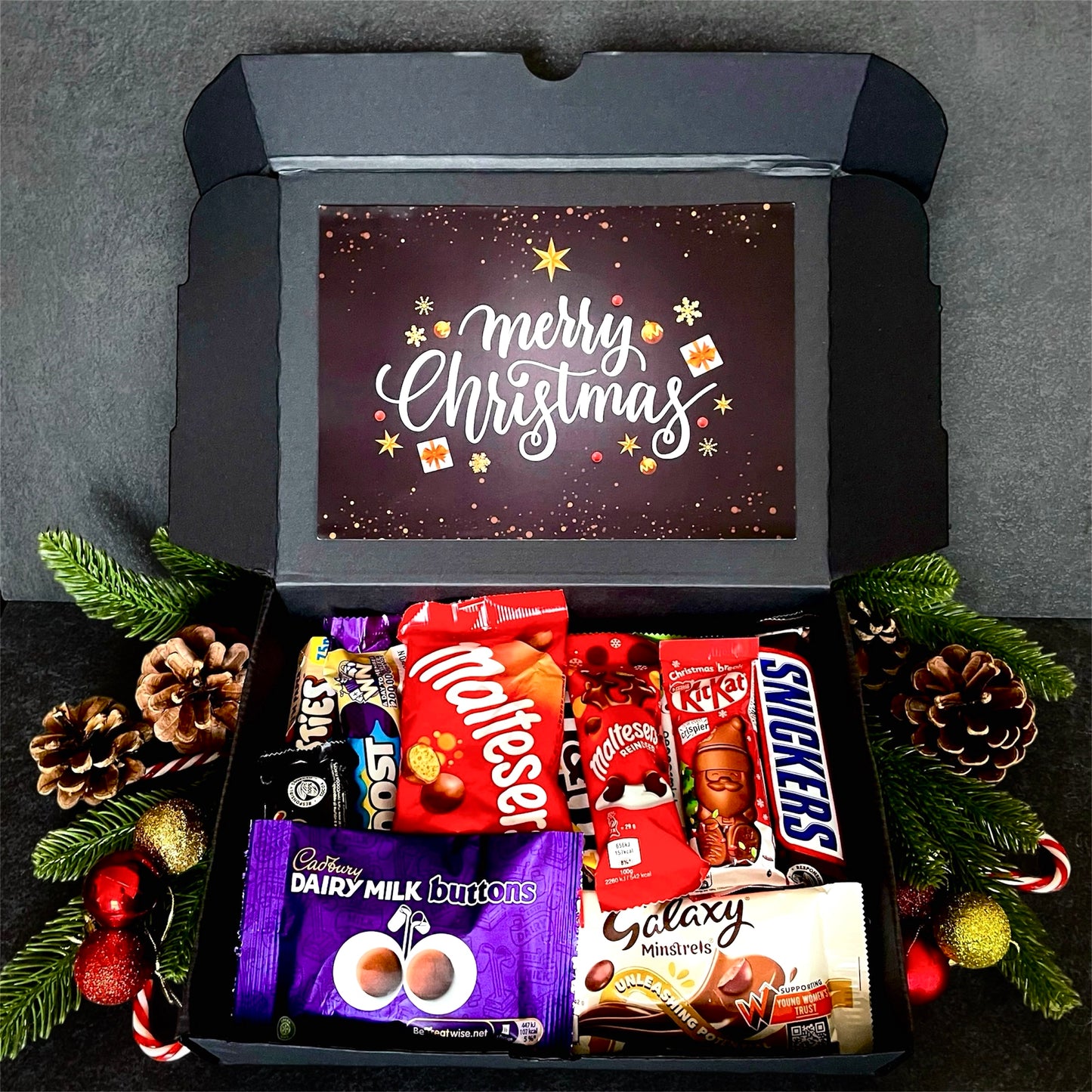 Personalised Luxury Christmas Chocolate Hamper Gift - 20 FULL SIZE Chocolate Bars - Chocolate Gift - Christmas Eve Box