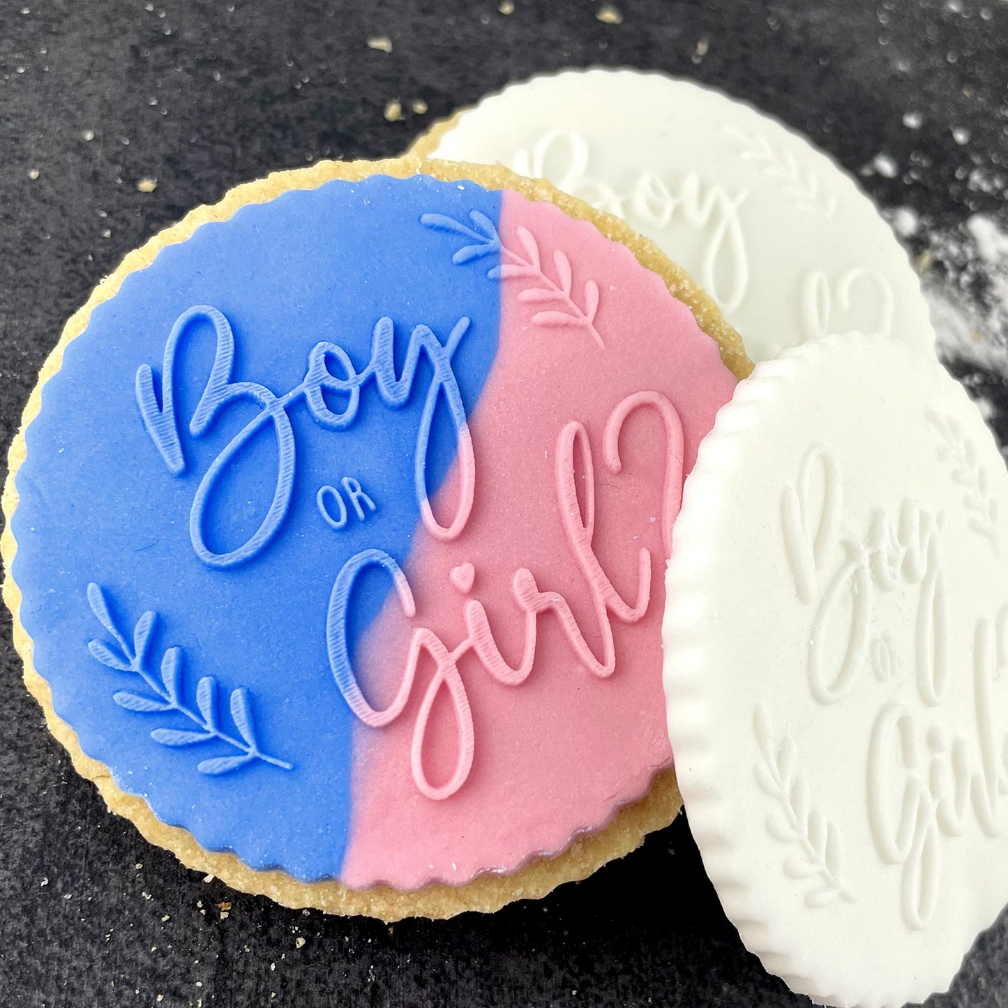 Boy or Girl Icing Stamp Embosser Stamp Fondant for Biscuits, Cookies, Cupcake Topper Decorations Stencil for Baby Shower Gender Reveal
