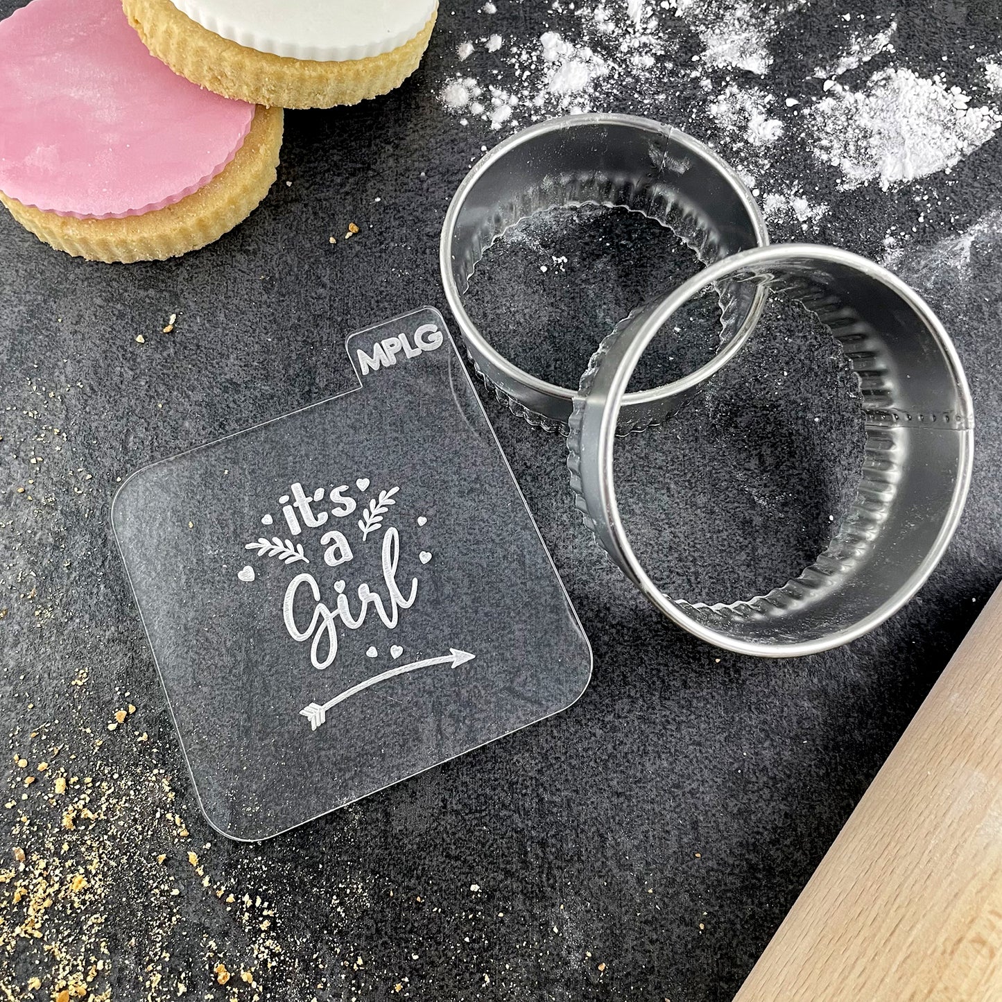 It's A Girl Icing Stamp Embosser Stamp Fondant for Biscuits, Cookies, Cupcake Topper Decorations Stencil for Baby Shower Gender Reveal