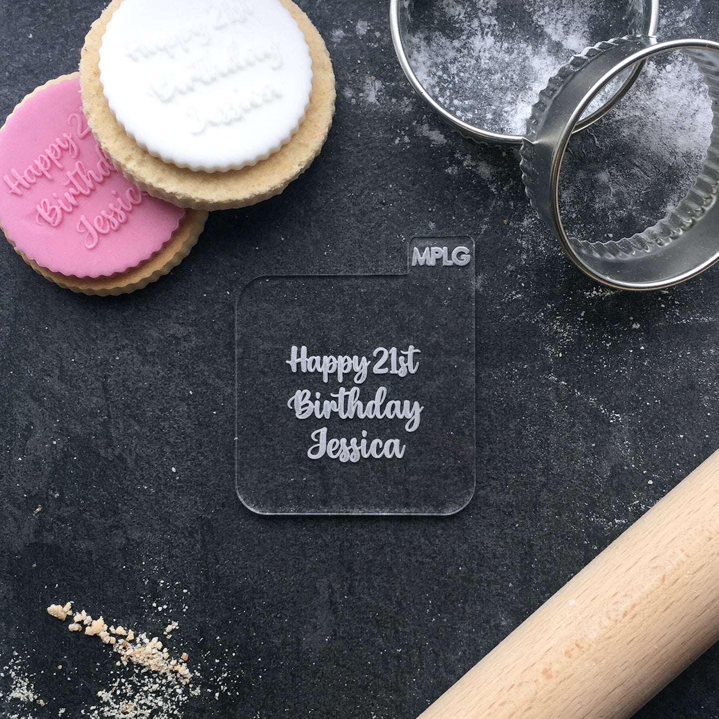 Personalised Name and Age Happy Birthday Icing Stamp Embosser Stamp Fondant for Biscuits, Cookies, Cupcake Topper Decoration Stencil