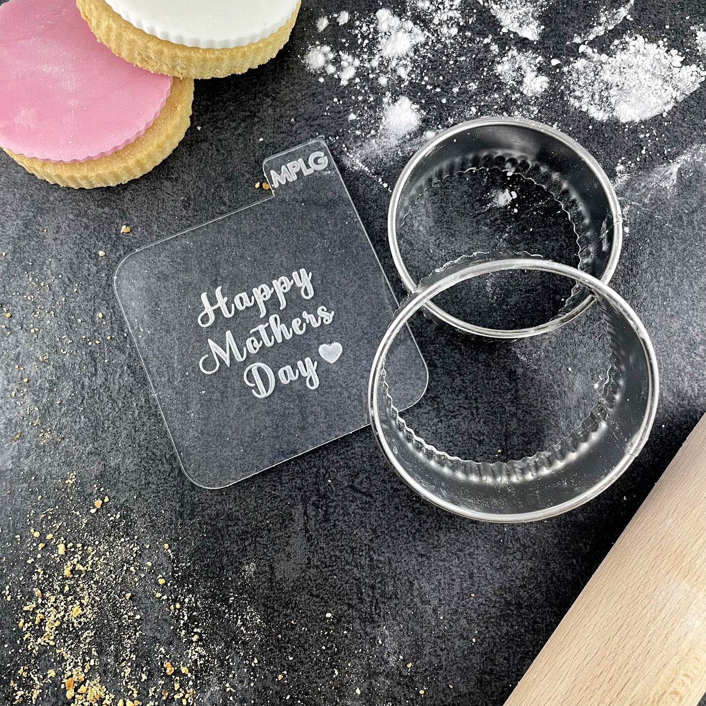 Happy Mother's Day Icing Stamp Embosser Stamp Fondant for Biscuits, Cookies, Cupcake Topper Decorations Stencil for Mum