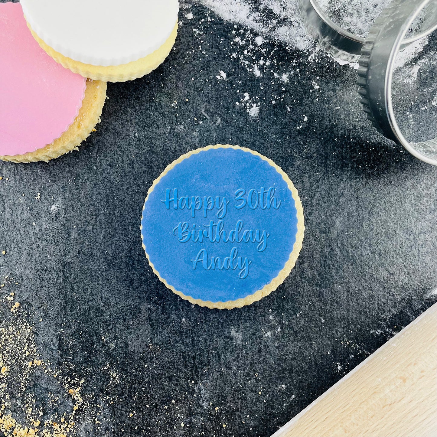 Personalised Name and Age Happy Birthday Icing Stamp Embosser Stamp Fondant for Biscuits, Cookies, Cupcake Topper Decoration Stencil