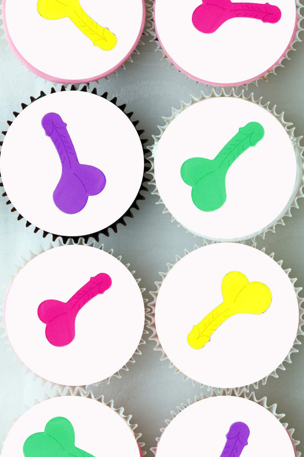Hen Party Cup Cake Toppers: Willys