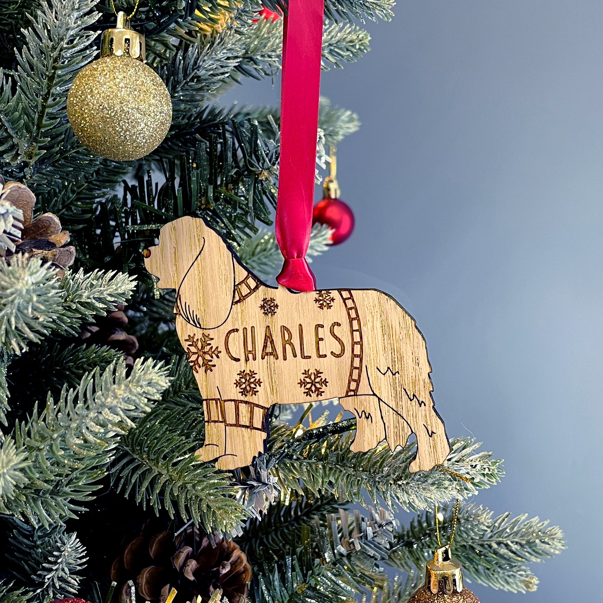 Personalised Cavalier Bauble Jumper Dog Bauble - Oak Veneer Wood - Add any name