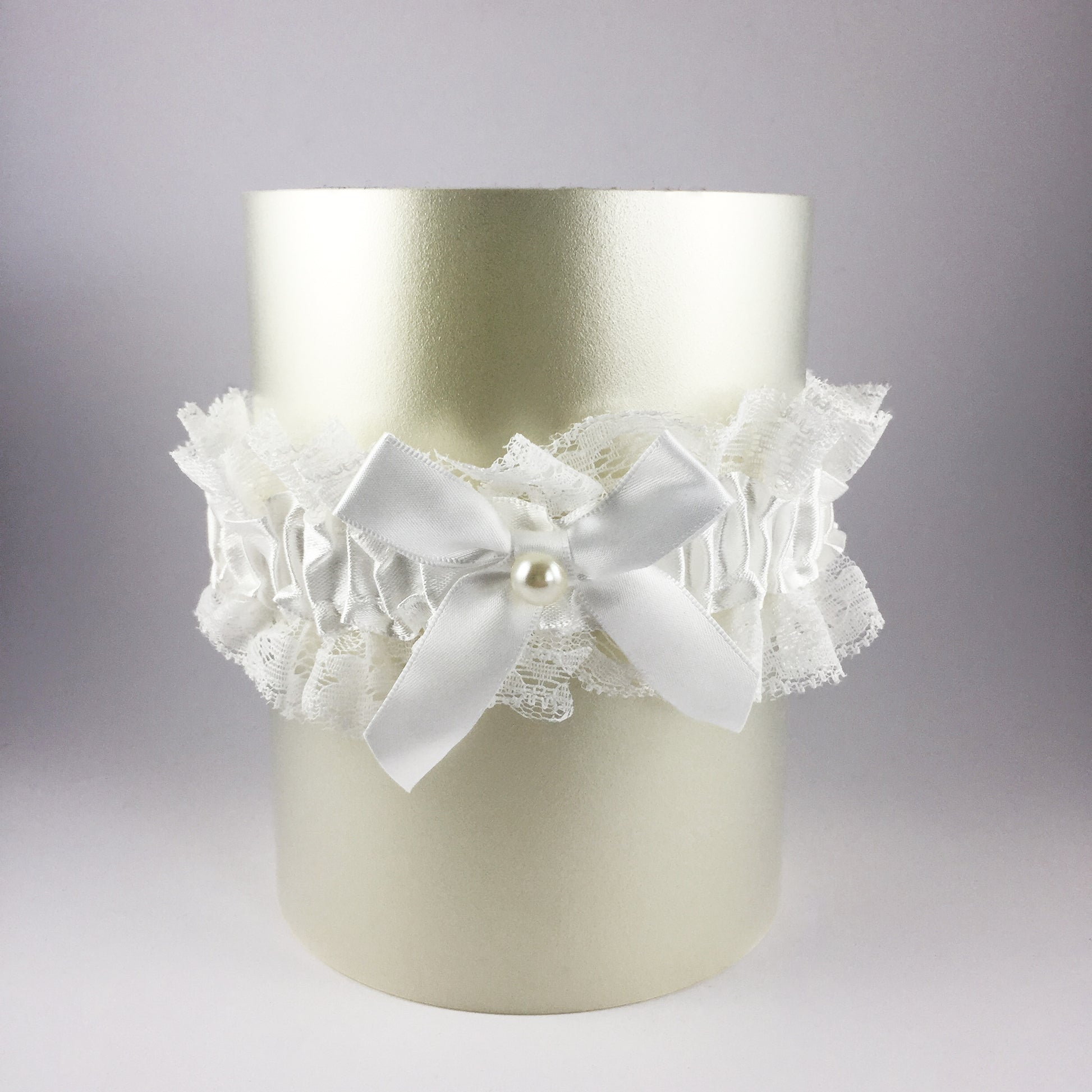 Plain Ivory Off White Bridal Garter - Wedding Garter Gift for the Bride to Be - Wedding Ideas Presents Wedding Day Hen Party Engagement