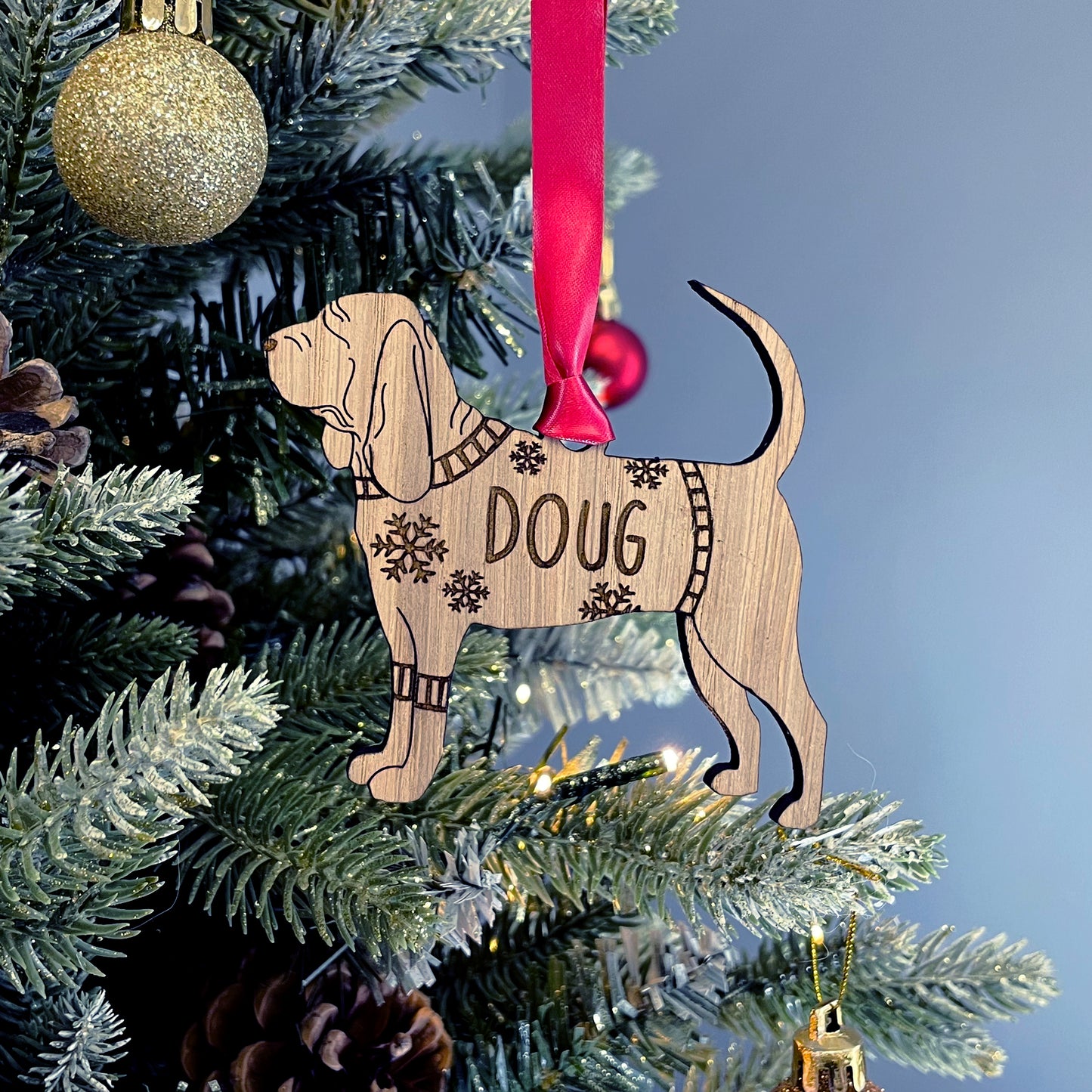 Personalised Blood Hound Bauble Jumper Dog Bauble - Oak Veneer Wood - Add any name