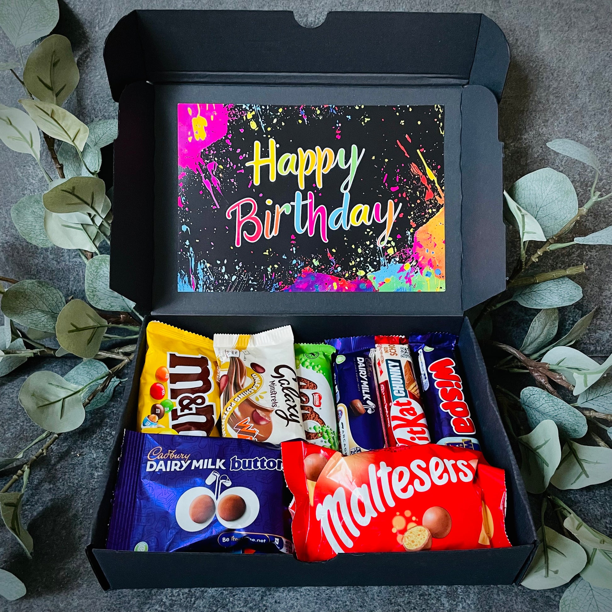 Luxury Birthday Chocolate Hamper Gift - 20 FULL SIZE Chocolate Bars  - Chocolate Gift - Birthday Box