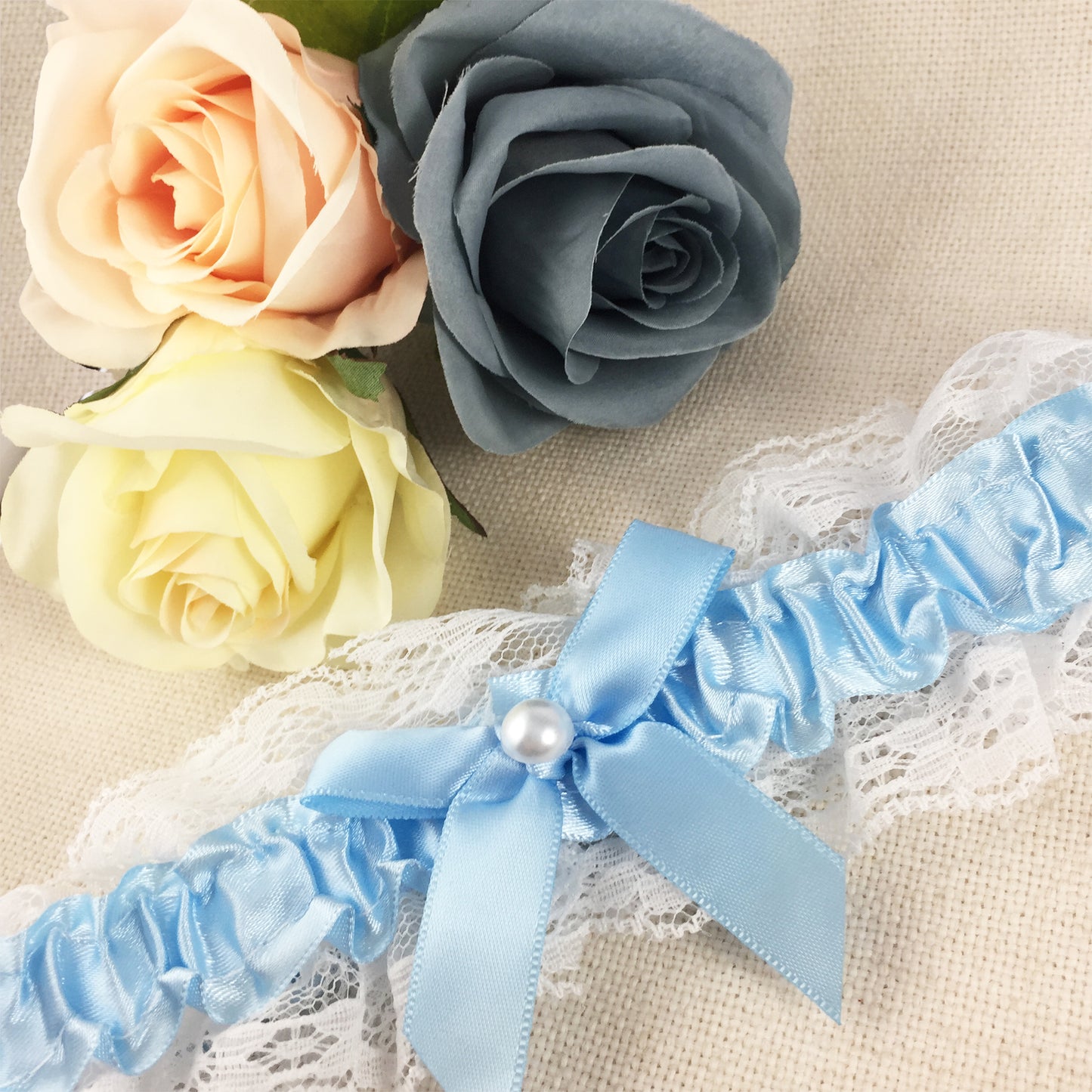 Plain White & Blue Bridal Garter - Wedding Garter Gift for the Bride to Be Something Blue Wedding Day Hen Party Engagement