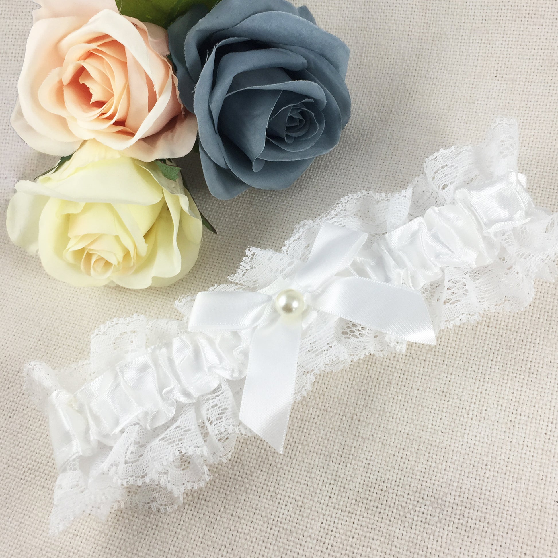 Plain Ivory Off White Bridal Garter - Wedding Garter Gift for the Bride to Be - Wedding Ideas Presents Wedding Day Hen Party Engagement